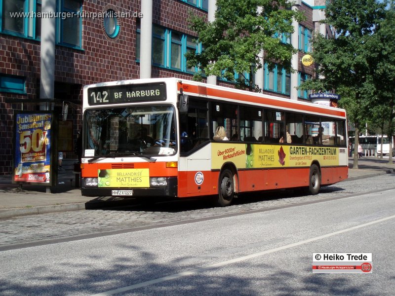 01) 8247-32 (ex HHA 1227),SBG,HT.JPG